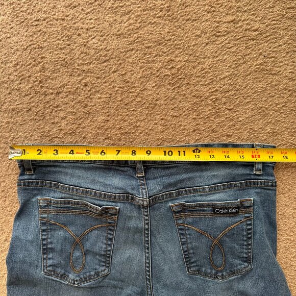 Calvin Klein Jeans Womens 16 33x31 Mid Rise Flare Fit Blue Medium Wash Denim - Picture 7 of 13